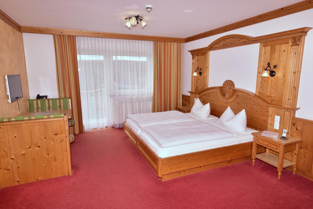 Hotel Wender Vehlberg ภายนอก รูปภาพ