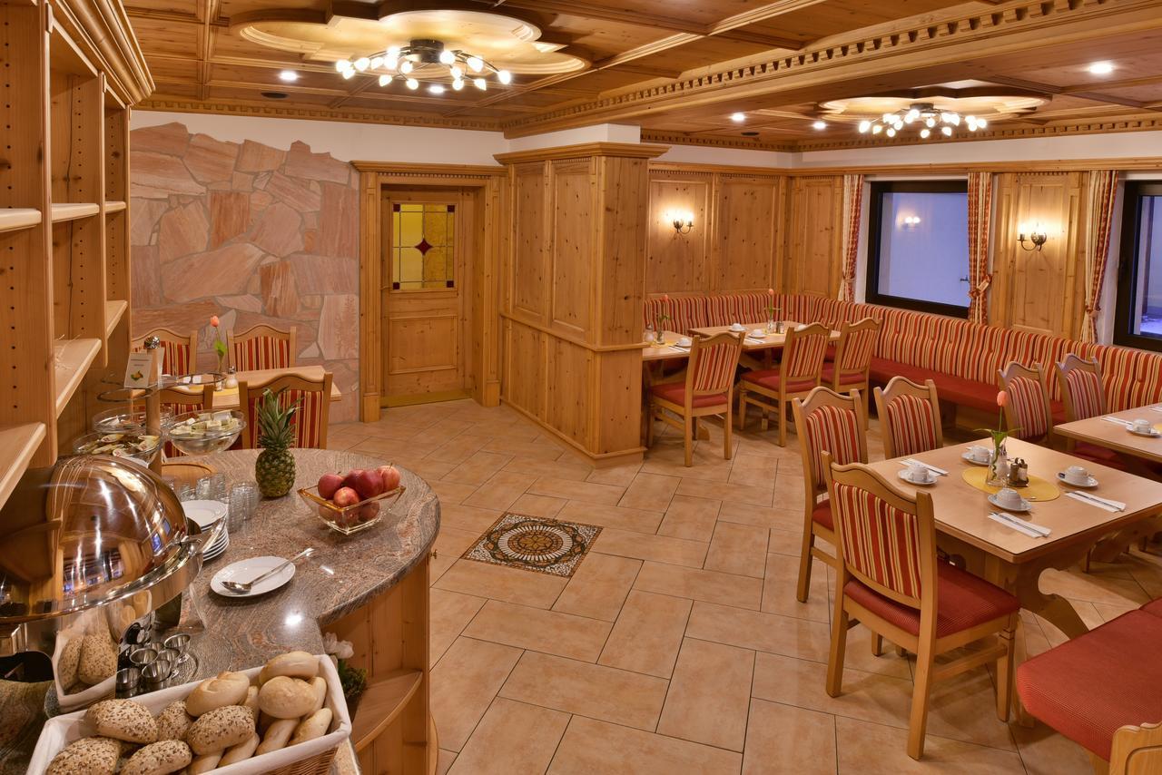 Hotel Wender Vehlberg ภายนอก รูปภาพ